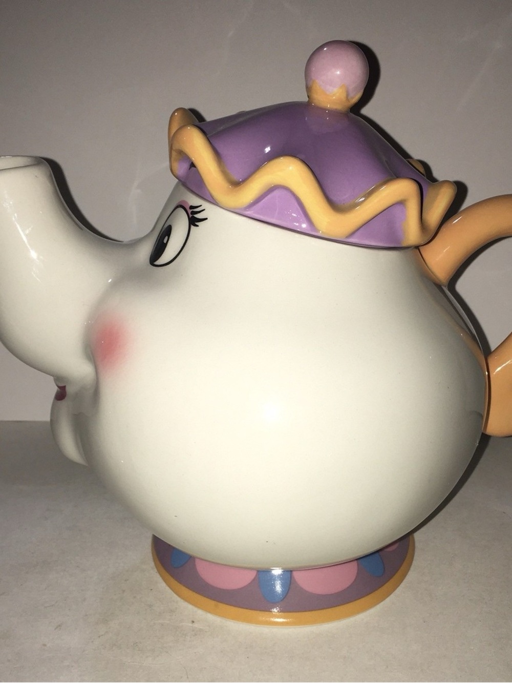 Beauty and the Beast Mrs Potts Ceramic Teapot - Picture 7 of 11